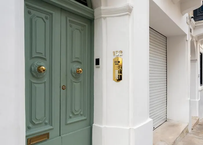 Morrison Court * 그지라