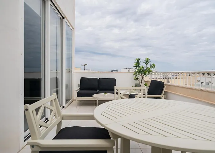 Morrison Court * 그지라