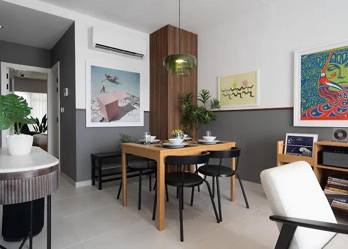 Morrison Court 아파트 *