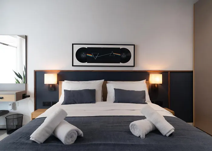 Morrison Court 아파트 그지라