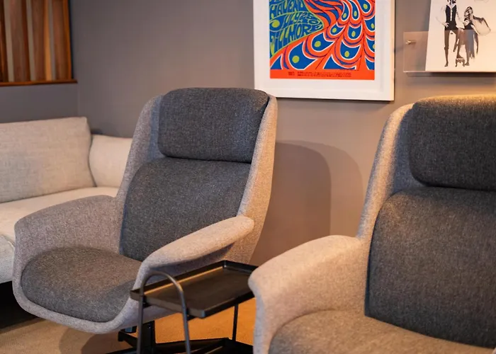 Morrison Court * 그지라