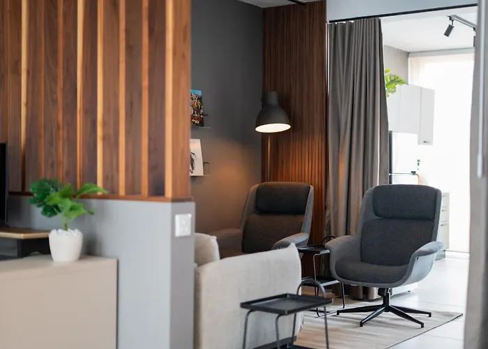 아파트 Morrison Court 그지라